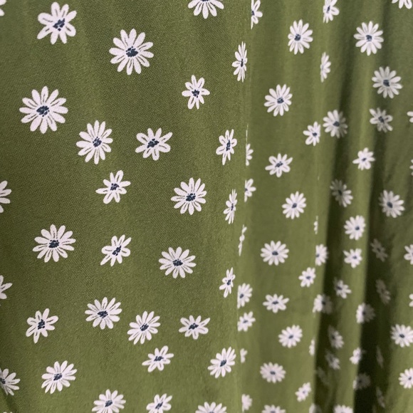 Abound daisy print skater dress - Picture 4 of 4